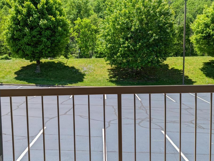Quality Inn Cherokee Exterior photo