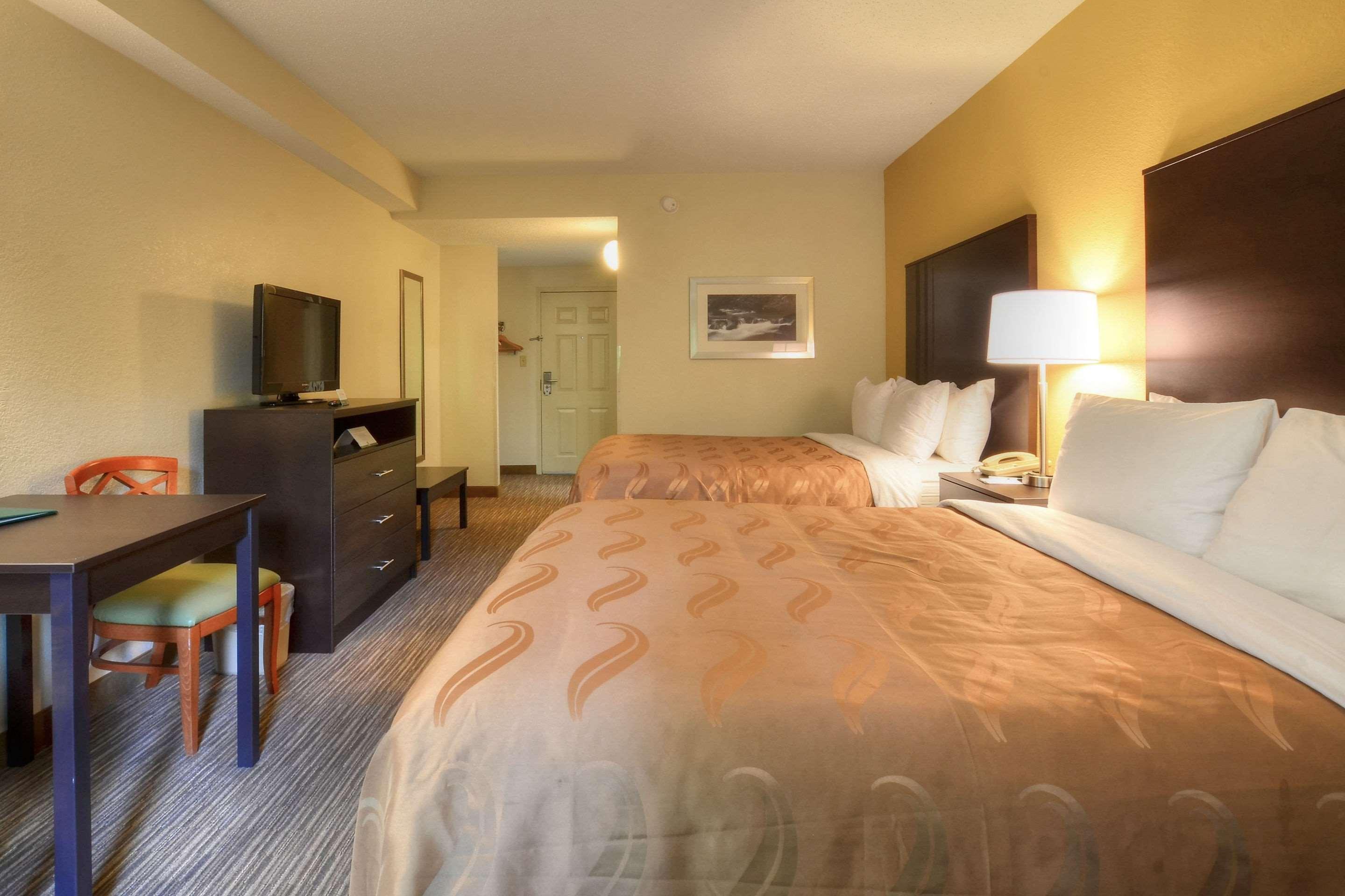 Quality Inn Cherokee Exterior photo