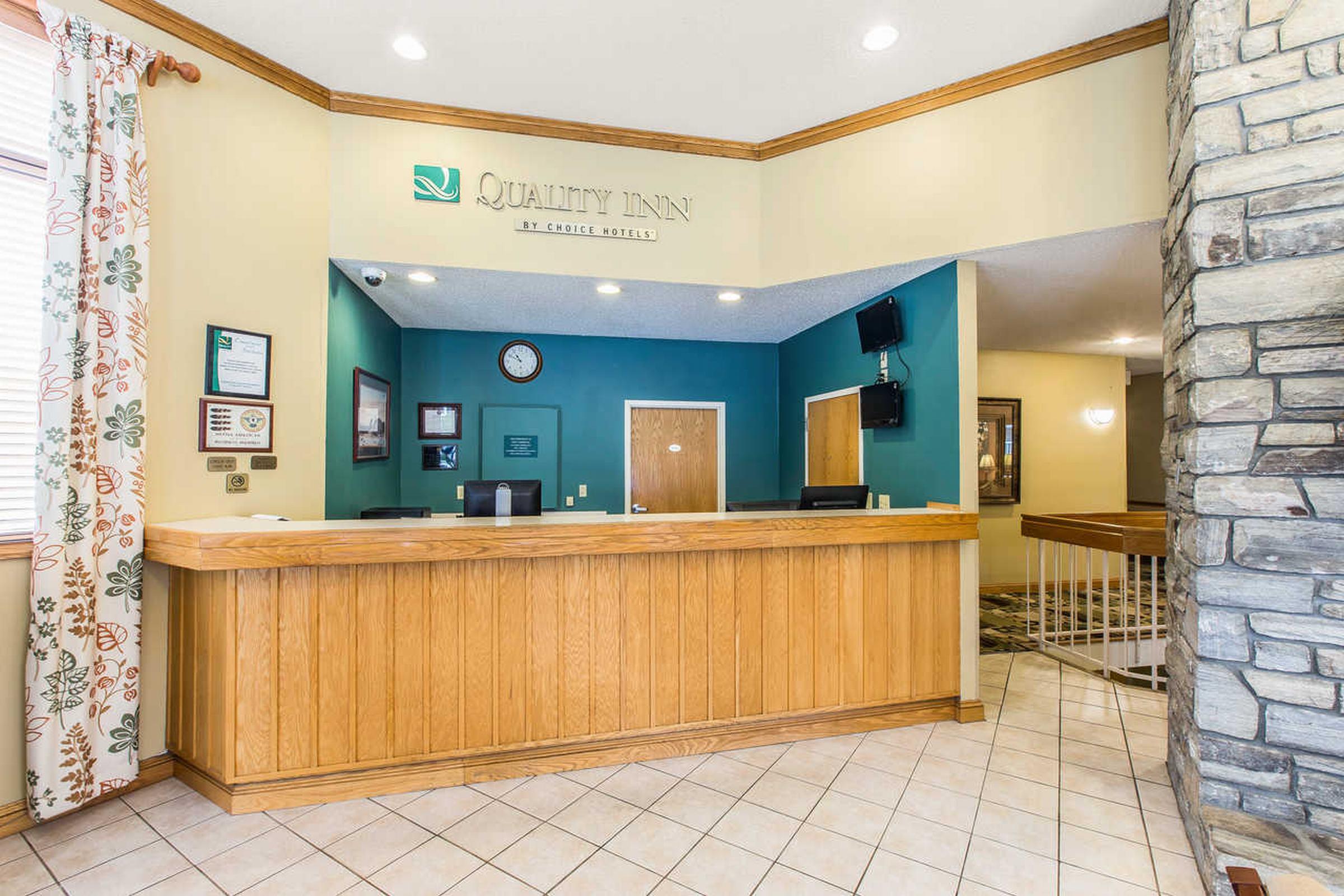 Quality Inn Cherokee Exterior photo