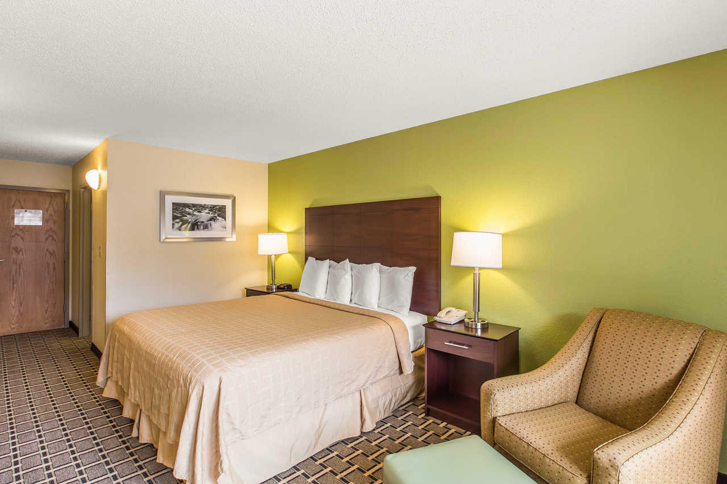 Quality Inn Cherokee Exterior photo