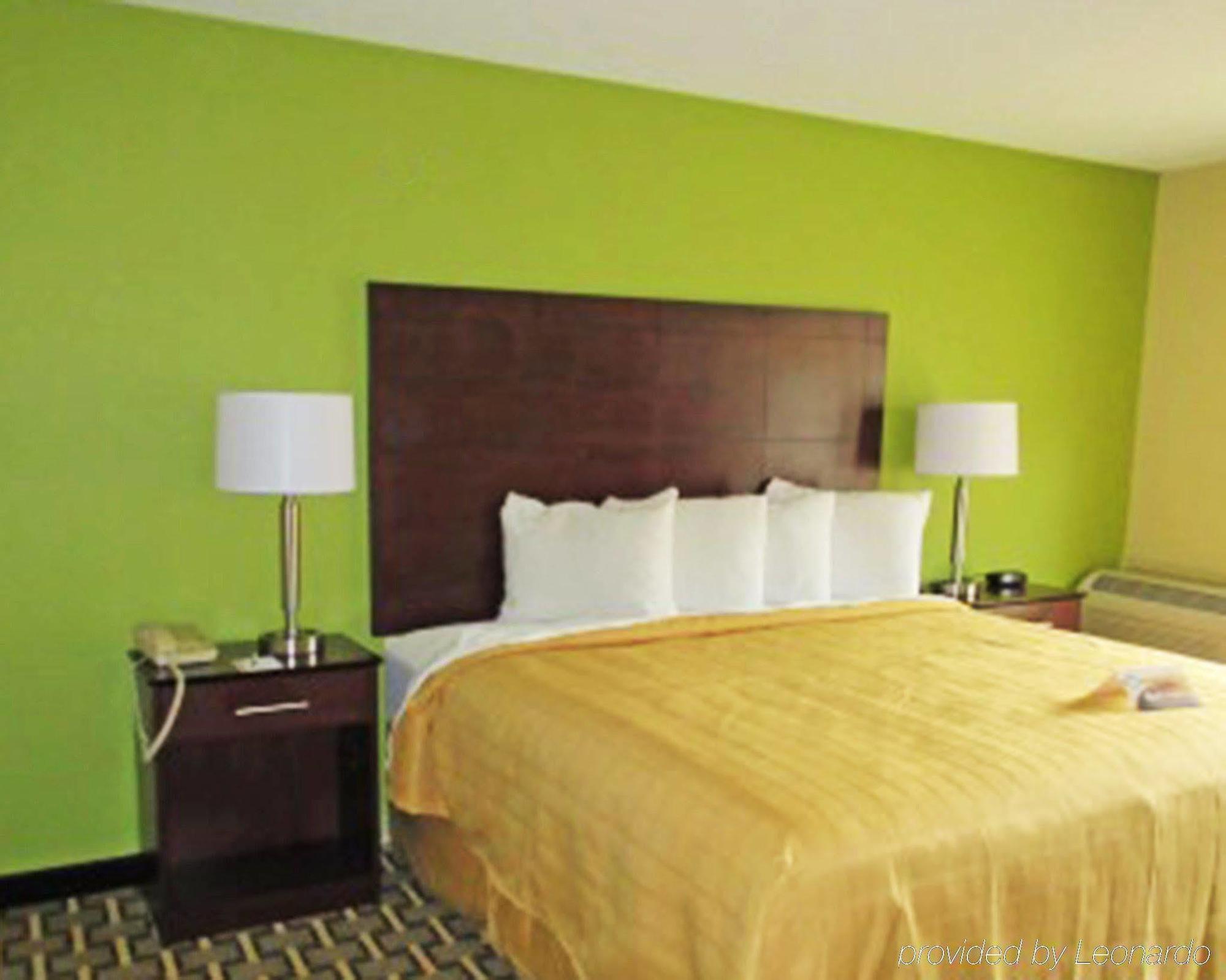Quality Inn Cherokee Exterior photo